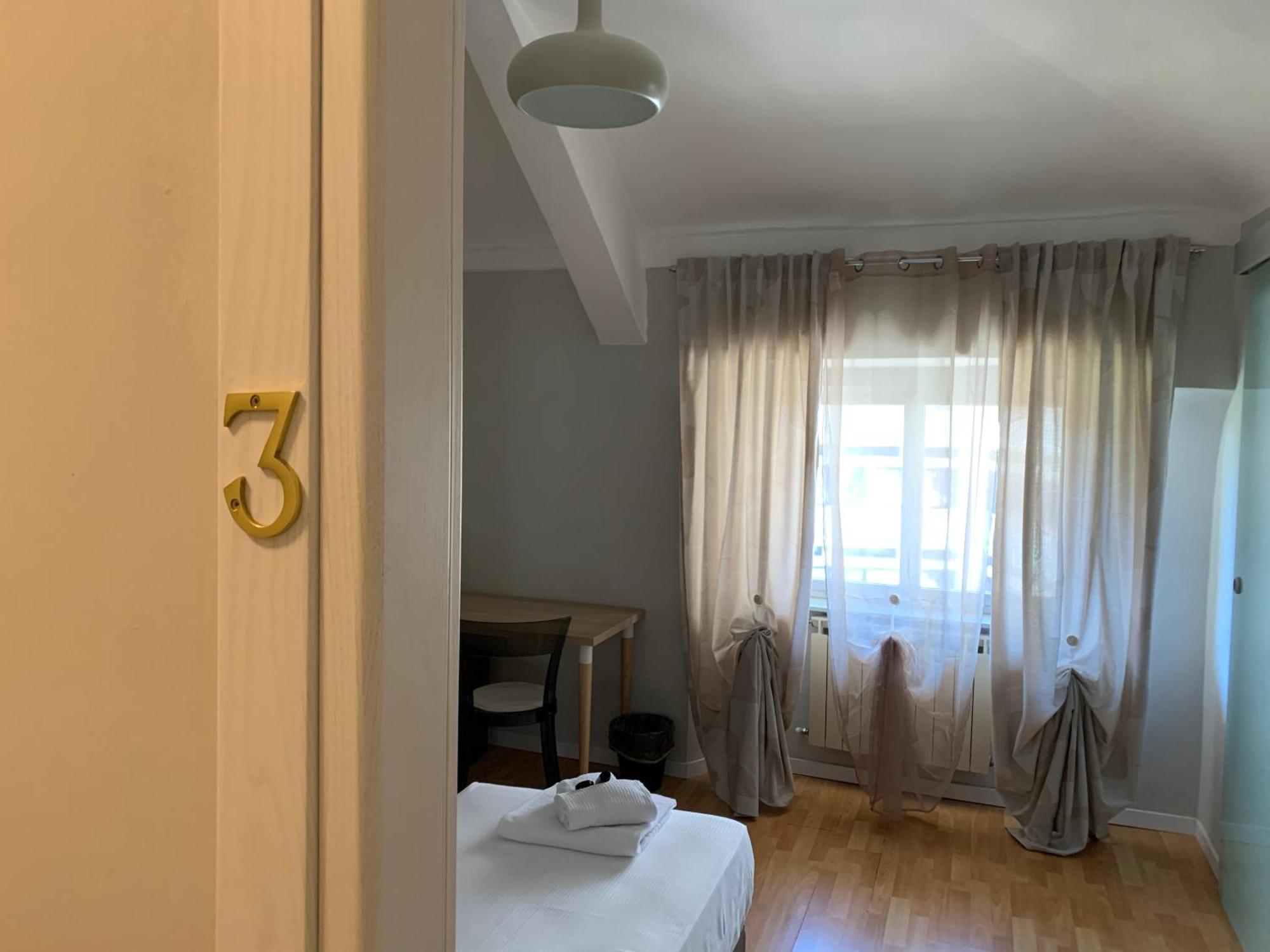 Domus Fieschi Rooms Janov Exteriér fotografie