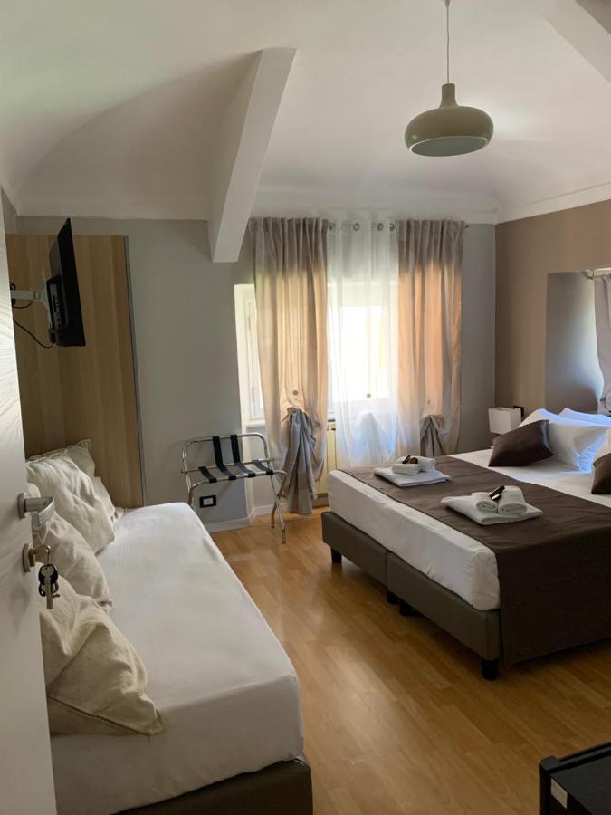 Domus Fieschi Rooms Janov Exteriér fotografie